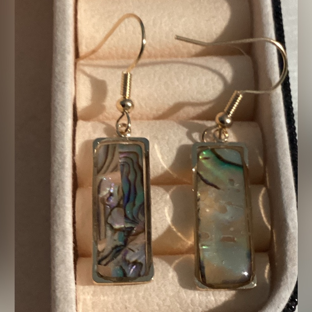 🐚Abalone Shell Earring Set – 2 Pair Bundle ✨ - Picture 15 of 17